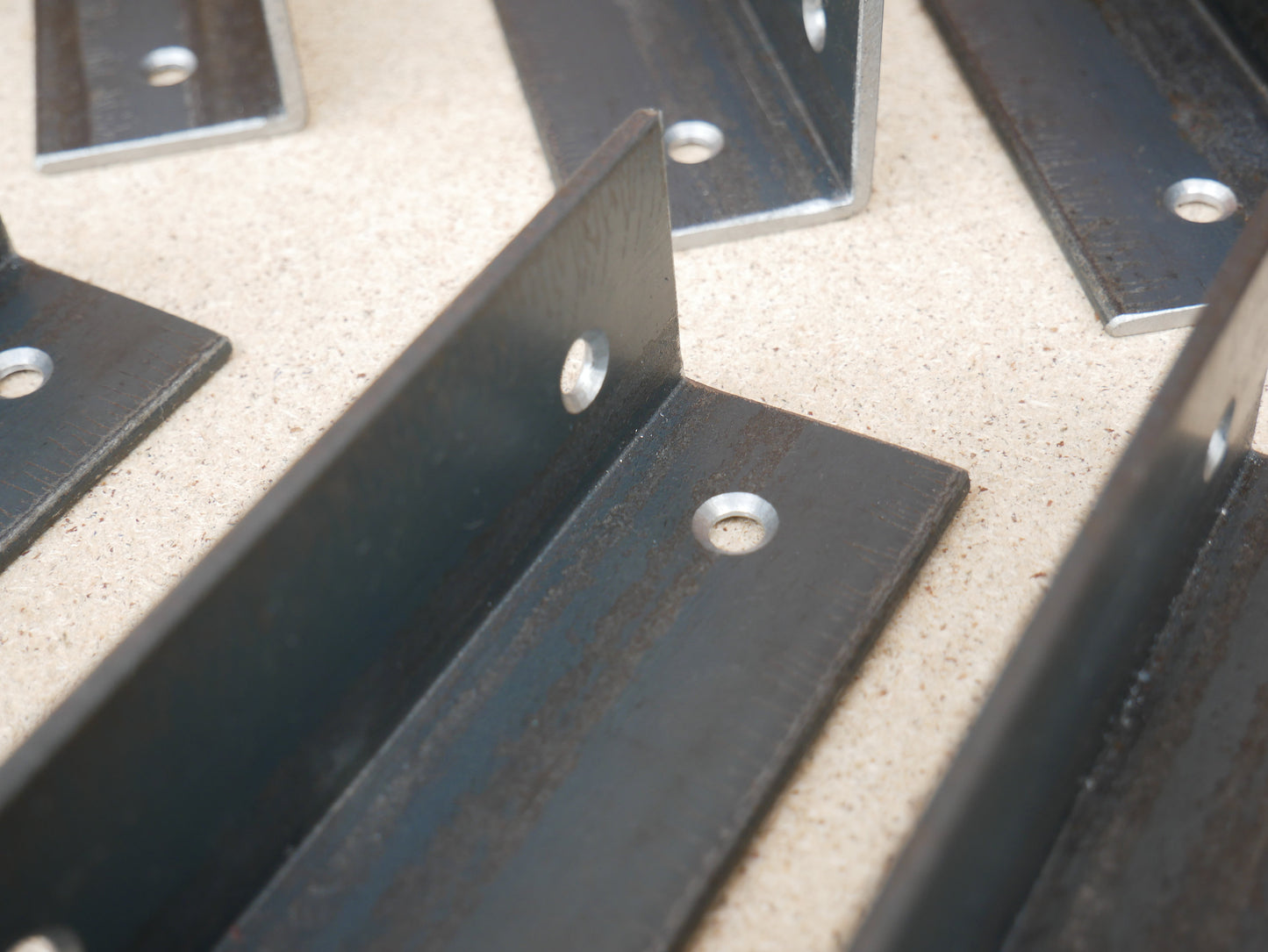Set of 2 Alcove Shelf Brackets Shelves Corner Angle Steel Scaffold Timber Board Metal Bracket